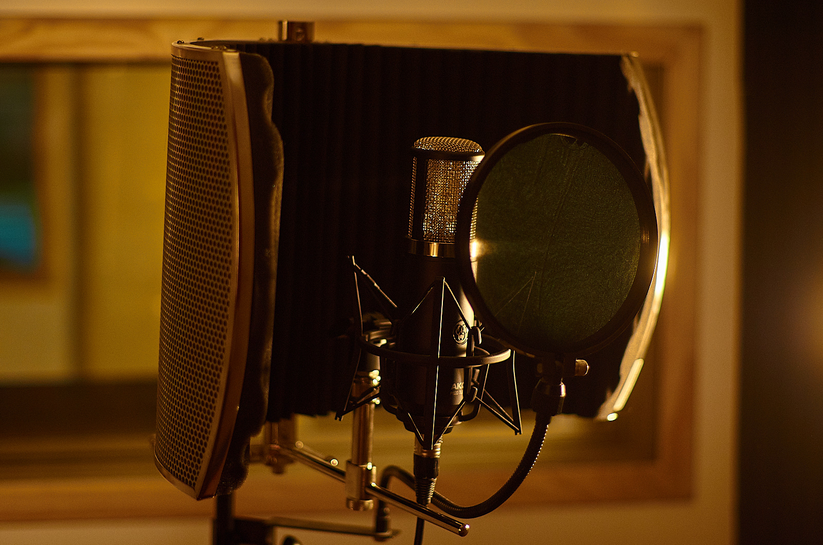 Musique : Aboo lance son studio d'enregistrement 